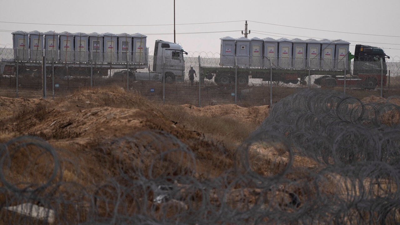 Zeker 9 Doden Bij Israëlische Aanval Op Palestijnen Die Aan Het Wachten ...