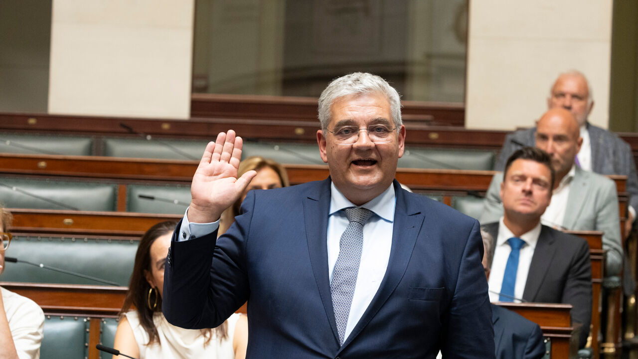 Steven Vandeput chairs the Finance Committee. Steven Vandeput chairs the Finance Committee.