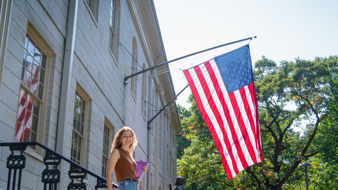 Princess Elisabeth begins masters degree at Harvard | VRT NWS: news
