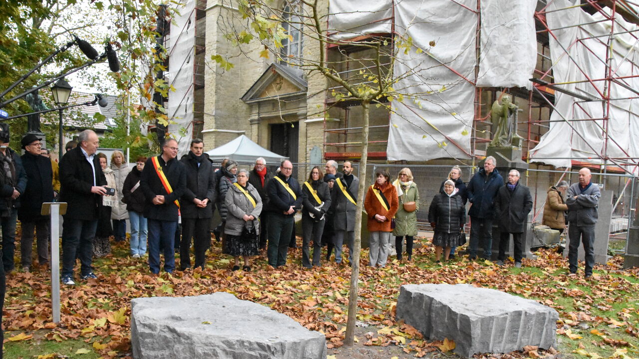 Herdenkingsmonument voor slachtoffers van seksueel misbruik in de Kerk ...