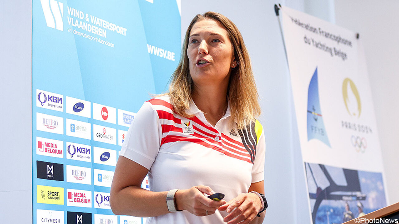 Exzeilster Evi Van Acker belandt met ernstige infectie in ziekenhuis