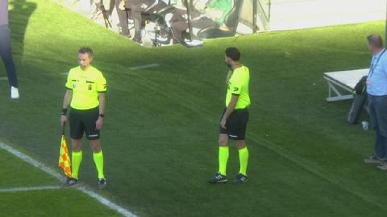 KV Mechelen schiet te laat in gang tegen tienkoppig Standard en ziet