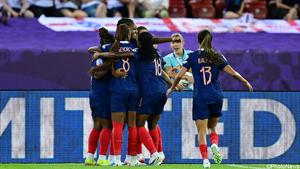 Eerst domineren, dan bibberen: Frankrijk wint EK-topper tegen titelverdediger Engeland