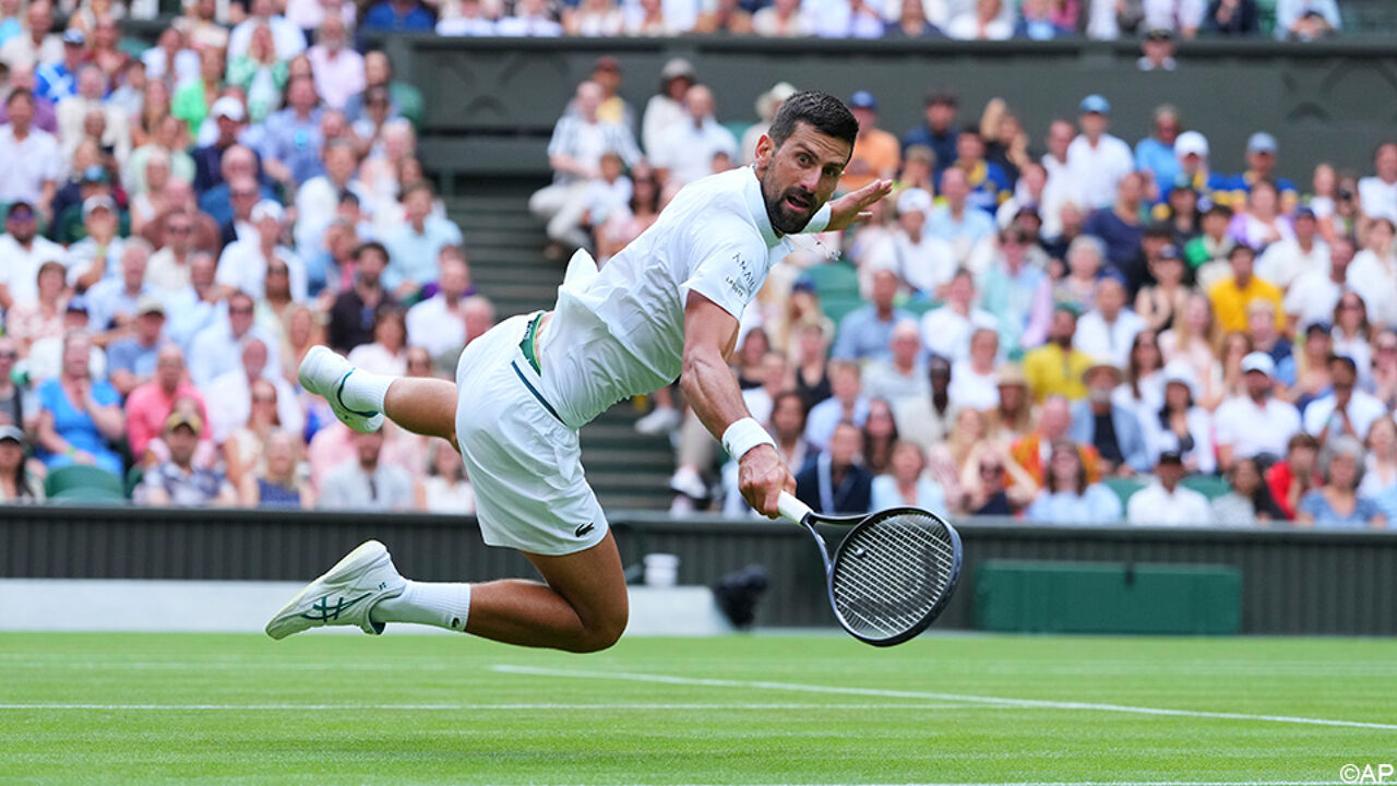 Overwinning nummer 100 is een feit: Novak Djokovic zet landgenoot vlot opzij richting vierde ronde op Wimbledon