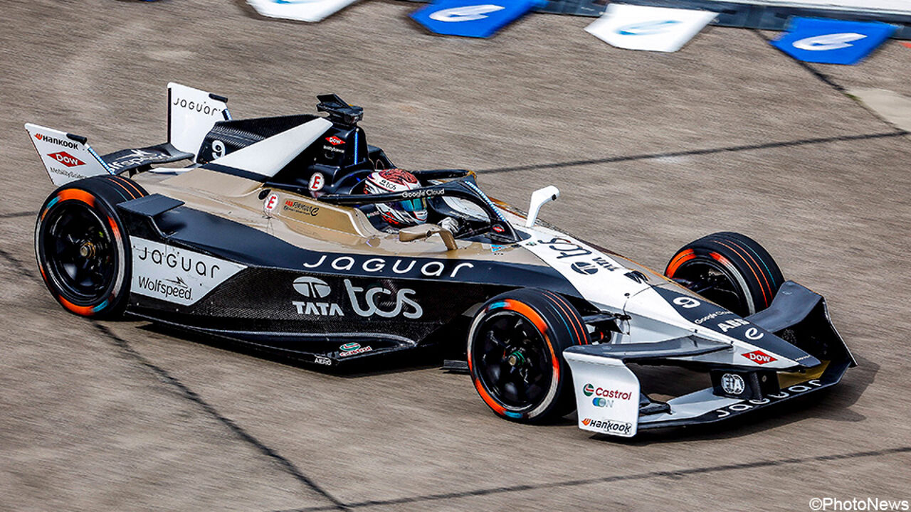 Mitch Evans maakt einde aan droogte in ePrix in Berlijn, WK-leider Rowland valt uit