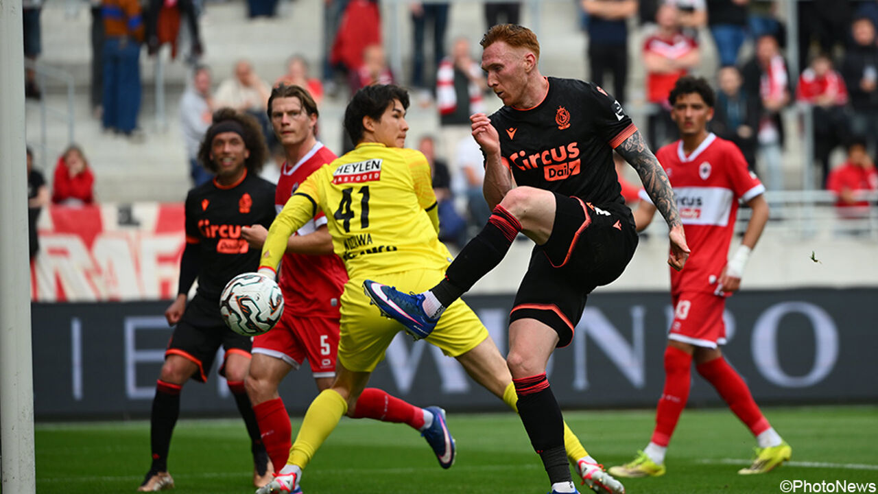 Antwerp humilié à domicile par Standard (0-5) et perd la tête des Europe Play-offs — image 5