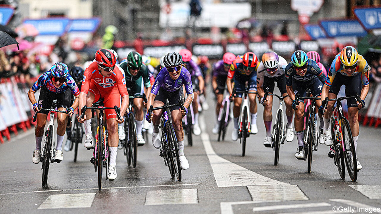 Pakjestijd bij SD Worx-Protime met "het gedroomde scenario", Lotte Kopecky: "Ik ben hier ook blij mee" | sporza