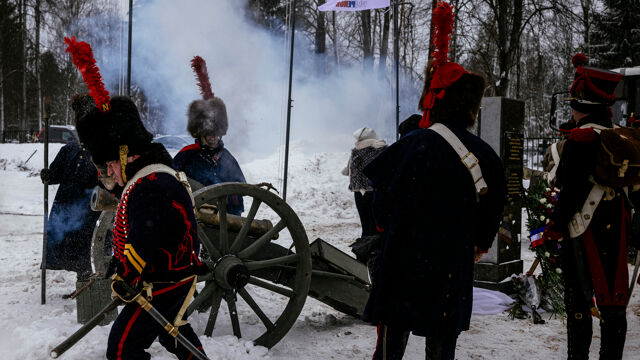 Franse en Russische soldaten die sneuvelden tijdens Franse en Russische soldaten die sneuvelden tijdens