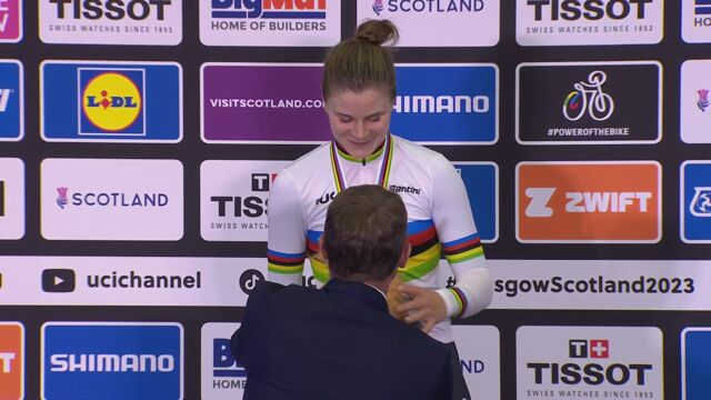 Meteen Raak! Lotte Kopecky Is Weer Wereldkampioen Op De Afvalling: "Ik ...