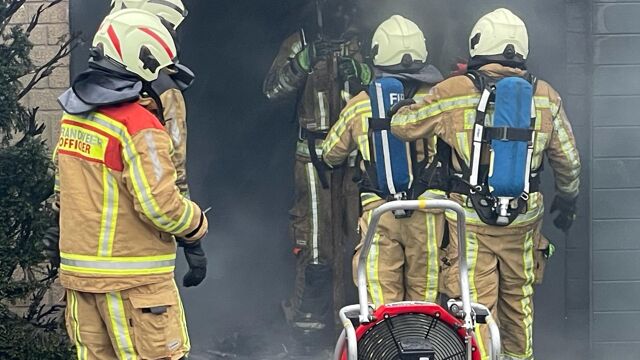 Huis In Ieper Onbewoonbaar Door Rookschade Van Brand | VRT NWS: Nieuws