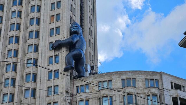 King Kong op Boerentoren kondigt evenement Antwerp On Air aan in ...