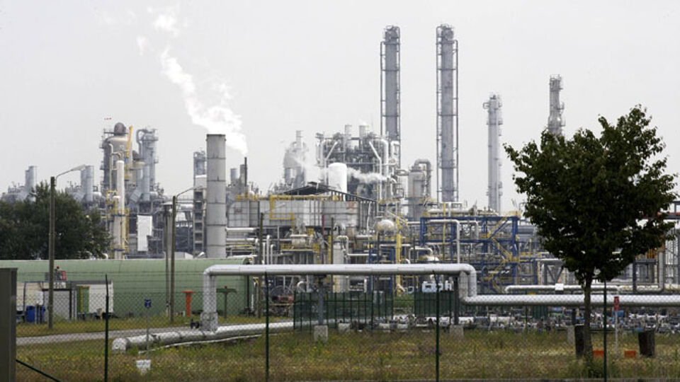 Joint Venture Neues BASFWerk in Antwerpen? VRT NWS nachrichten