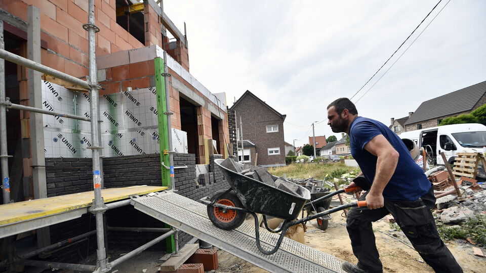 Wordt Nieuwbouw Onbetaalbaar In België? Vastgoedsector Denkt Van Wel ...