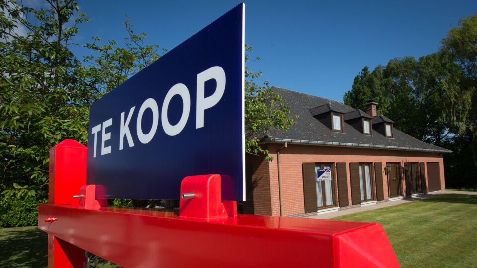 Is een bod op een woning per mail of sms bindend? VRT NWS nieuws