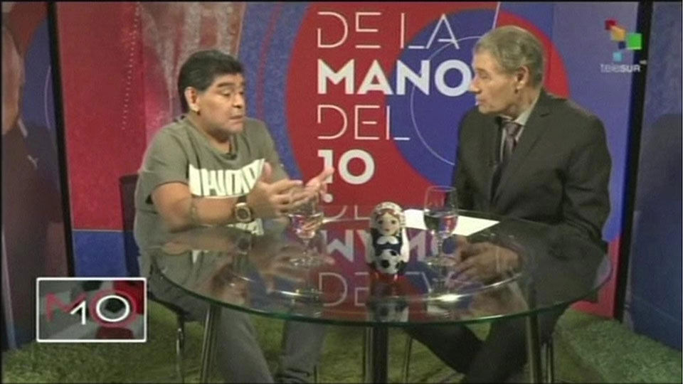 Diego Maradona was gisteren te gast in "zijn" Latijns-Amerikaanse talkshow.
