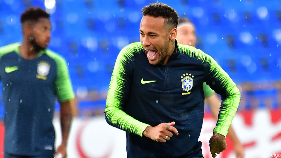 Neymar op training bij Brazilië.