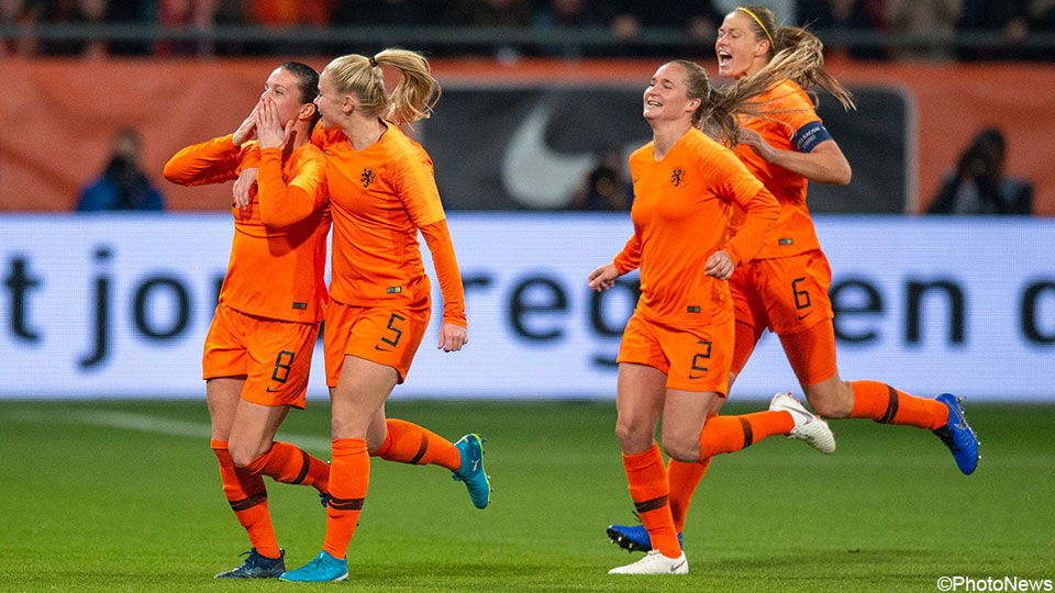 De Nederlandse vrouwen in actie. (Archief)