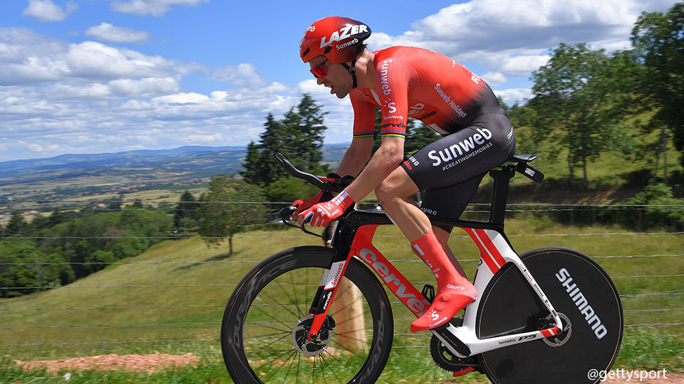 Tom Dumoulin ziet zijn voorbereiding naar de Ronde van Frankrijk verstoord.