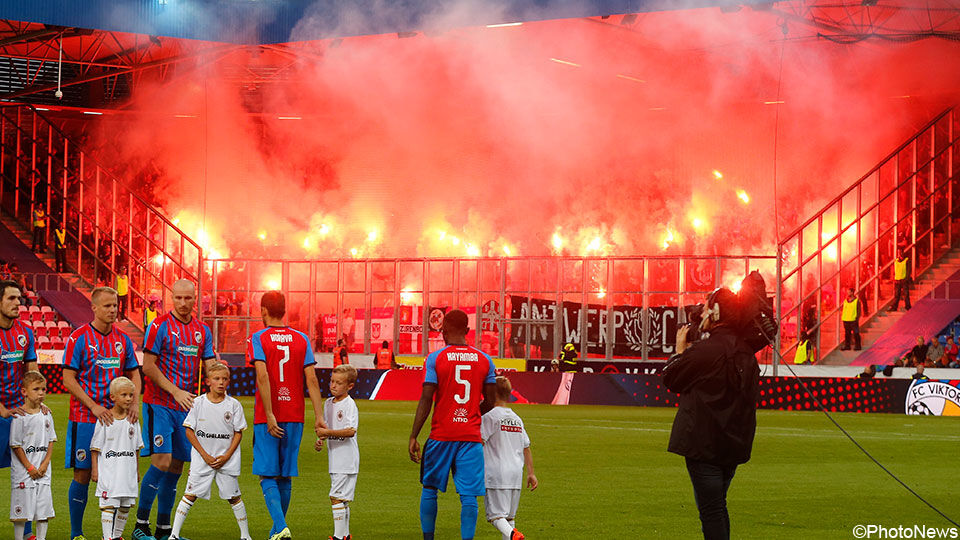 supporters Antwerp in Pilsen