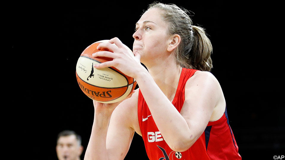 Emma Meesseman gooit hoge ogen in de WNBA.