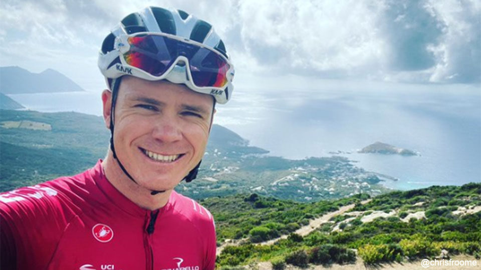 Chris Froome kan weer lachen.