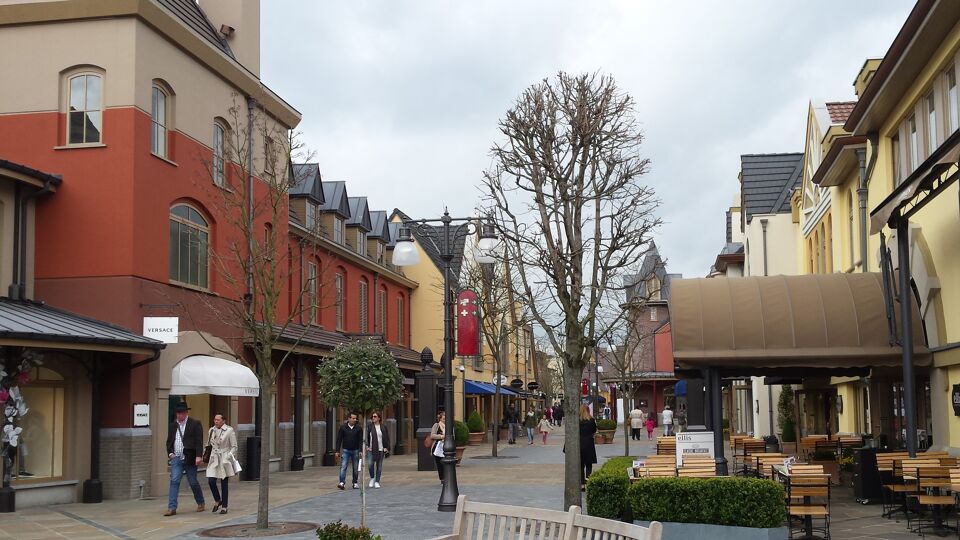 Maasmechelen Village