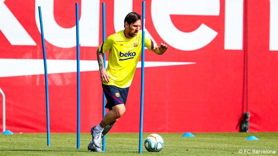 Ook Lionel Messi tekende present op de training.