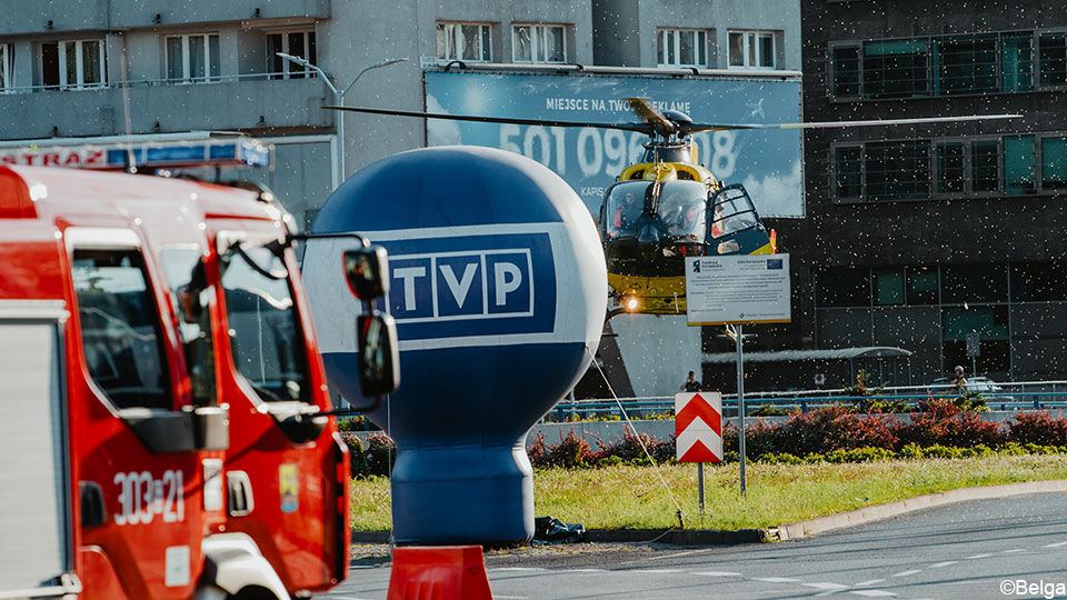 Medische hulp met een helikopter voor Fabio Jakobsen in Polen.