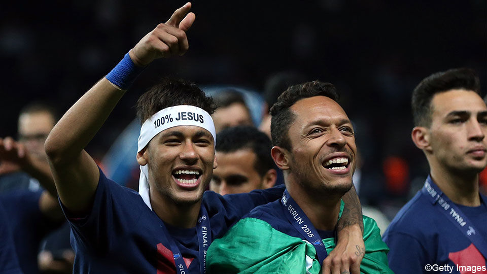 Neymar en Adriano
