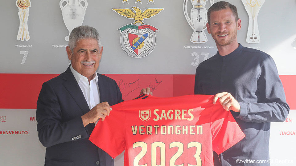 Jan Vertonghen heeft zijn krabbel gezet bij Benfica tot 2023.