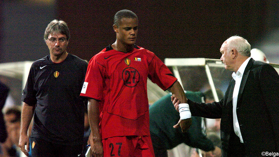 Kompany en Anthuenis samen tijdens een match van de nationale ploeg in 2005.