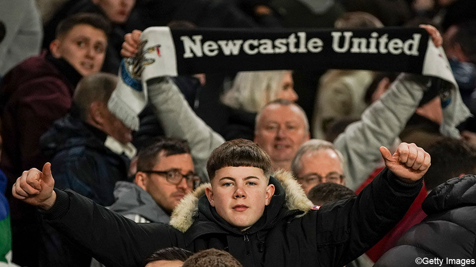 De Newcastle-fans in betere tijden, toen ze nog gewoon naar het stadion konden komen.