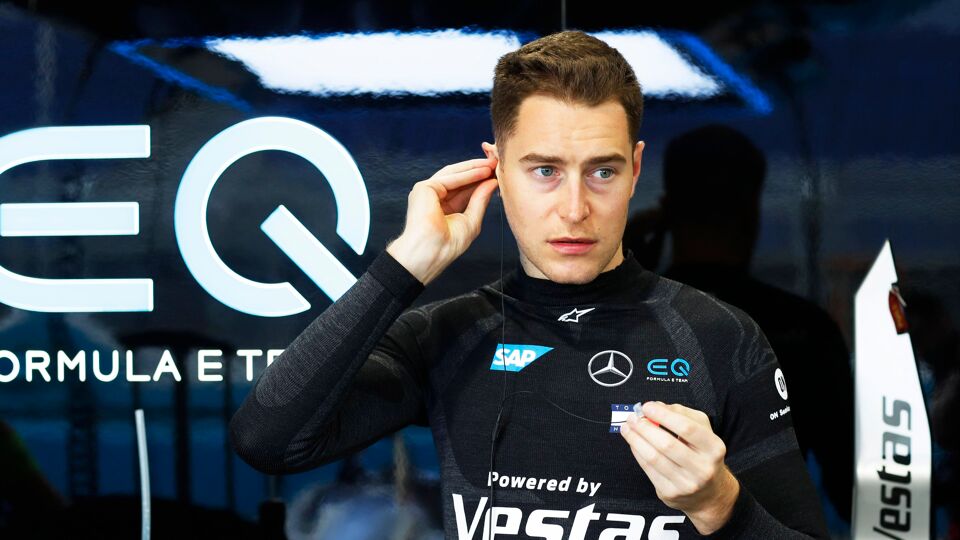 Stoffel Vandoorne is testrijder voor Mercedes.