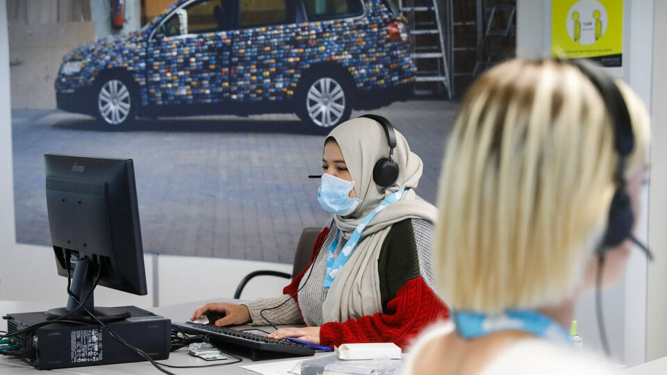 contact tracers at work