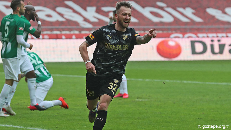 Peter Zulj scoorde twee keer tegen Konyaspor.