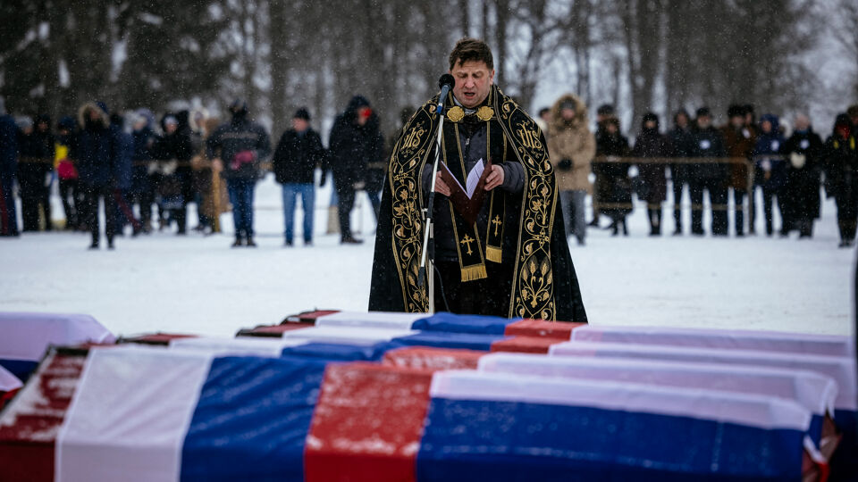Franse en Russische soldaten die sneuvelden tijdens Franse en Russische soldaten die sneuvelden tijdens