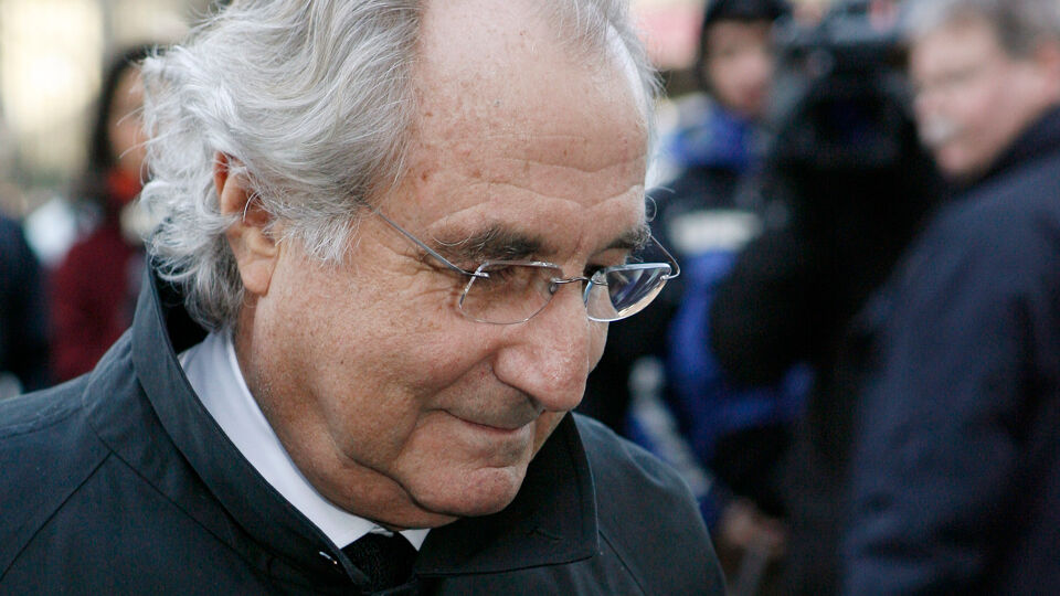 Bernie Madoff, Financier En Man Achter "grootste Zwendel Ooit In De VS ...