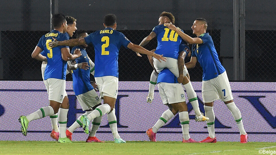 Na 6 speeldagen blinkt Brazilië met 18 op 18, Argentinië is 2e op 6 punten in de Zuid-Amerikaanse WK-voorronde.