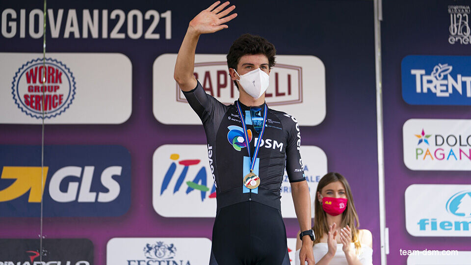 Henri Vandenabeele eindigde 3e in Giro voor beloften.