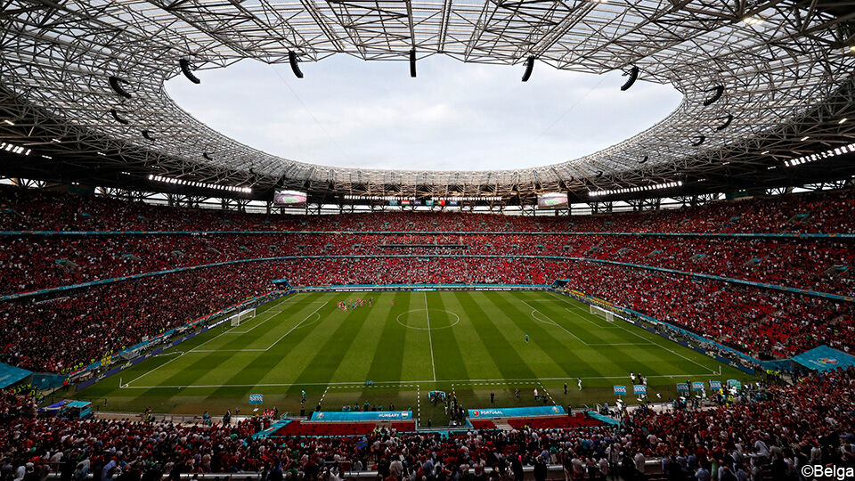Kleurt het stadion in Boedapest vanavond ook rood-wit-groen?