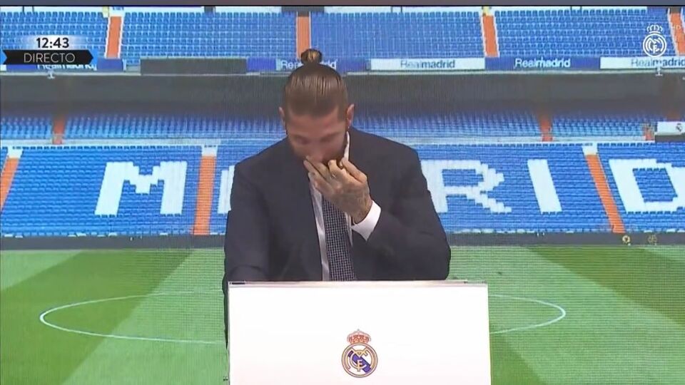 Sergio Ramos was bijzonder emotioneel op de persconferentie. 