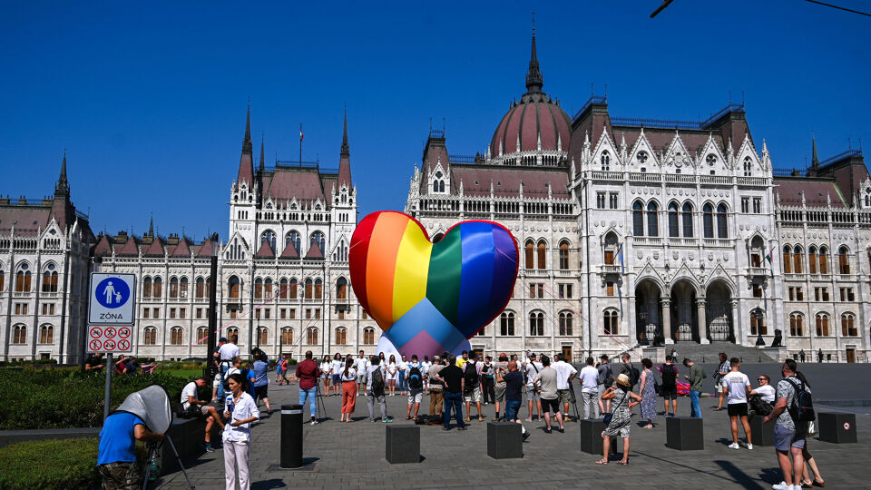 Protest tegen de homowet, bij het het parlement in Boedapest, eerder deze maand.