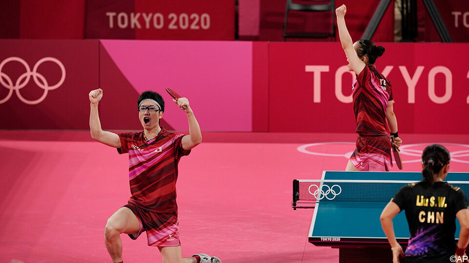 Japan troefde China af in de finale van het gemengd dubbel. 