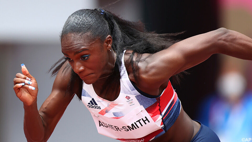 Dina Asher-Smith kon zich niet plaatsen voor de finale van de 100 meter.