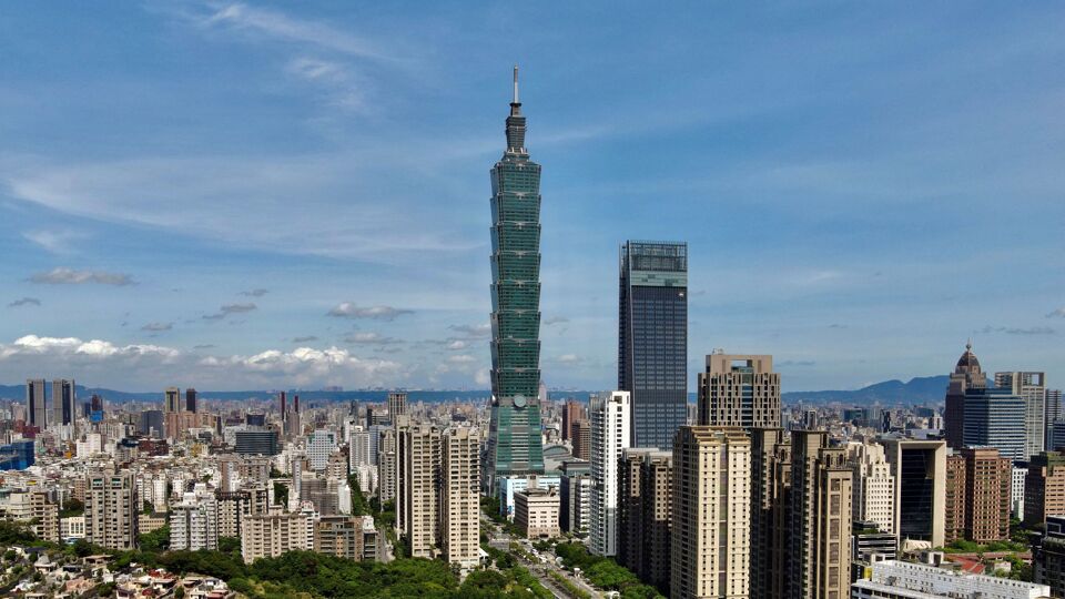 Taipei, de hoofdstad van Taiwan, met de bekende "101", een van de hoogste gebouwen ter wereld.