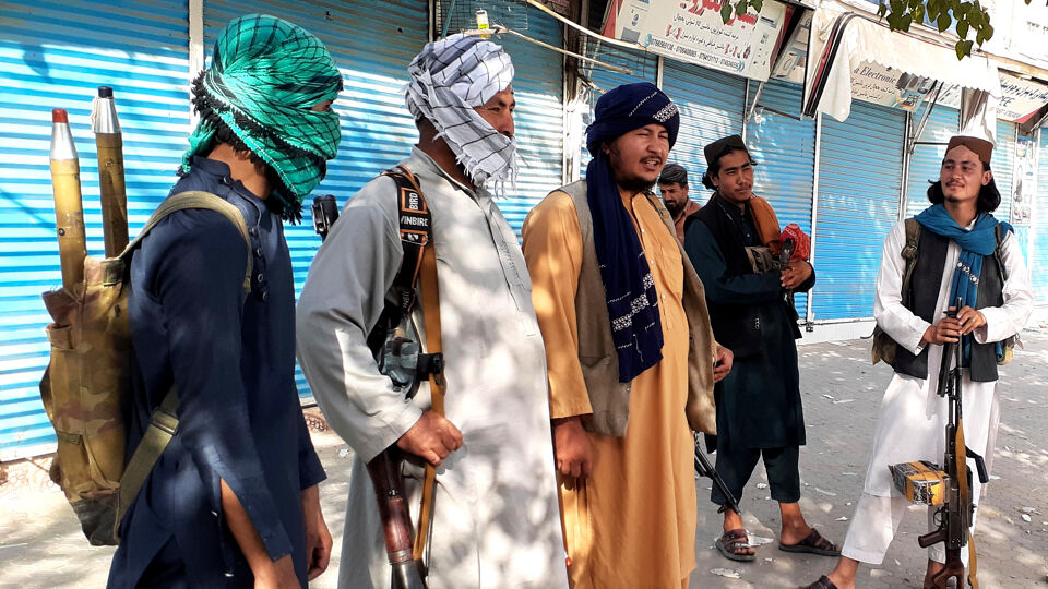 De taliban in de pas veroverde noordelijke provinciehoofdstad Kunduz.