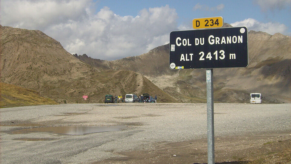 De Col du Granon is in de laatste kilometers een kale berg.