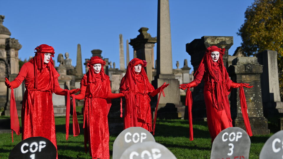 Activisten zetten druk op de klimaatonderhandelaars in Glasgow