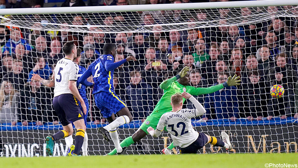 Everton sprokkelde een puntje op het veld van Chelsea.