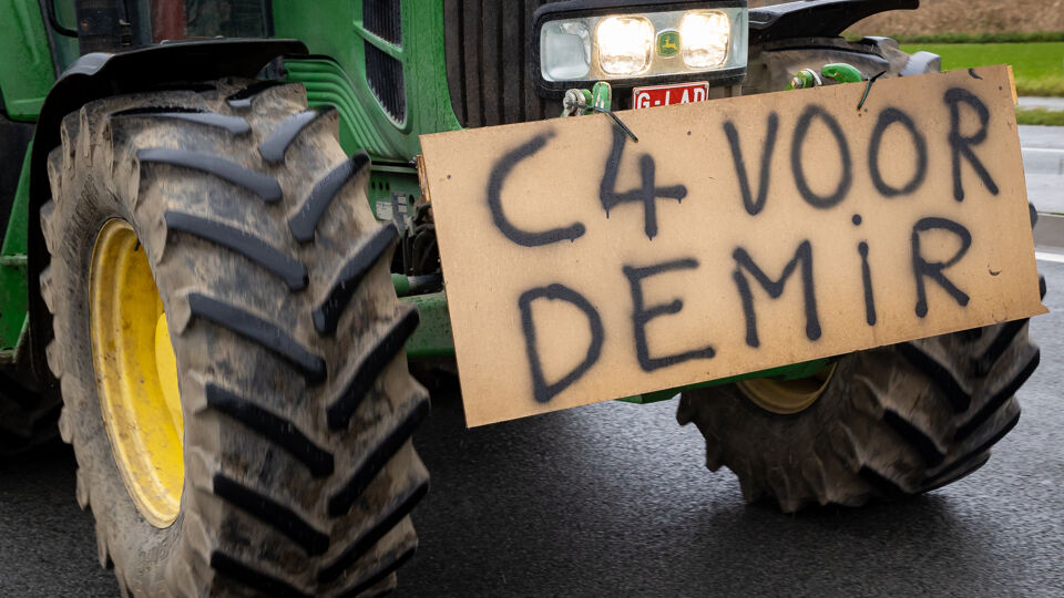 Een tractor bij boerenprotest, eind vorig jaar in Roeselare, tegen de stikstofplannen van de Vlaamse regering.